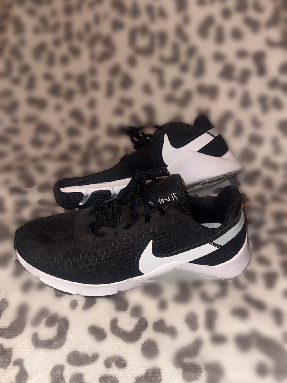 Nike Black and White Training Sneakers